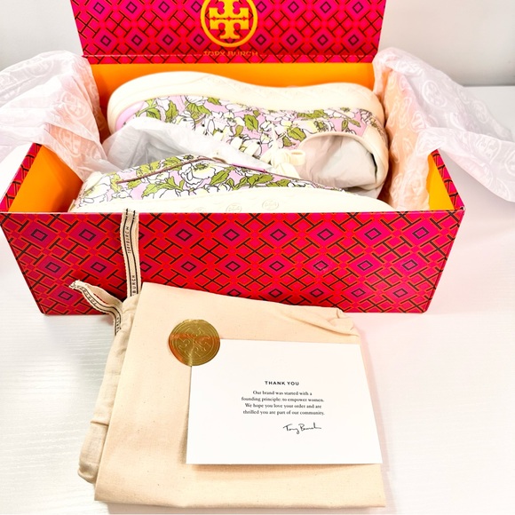 Tory Burch Ladybug Leather Sneaker, Purple Bold Flowers Oyster - Picture 13 of 14